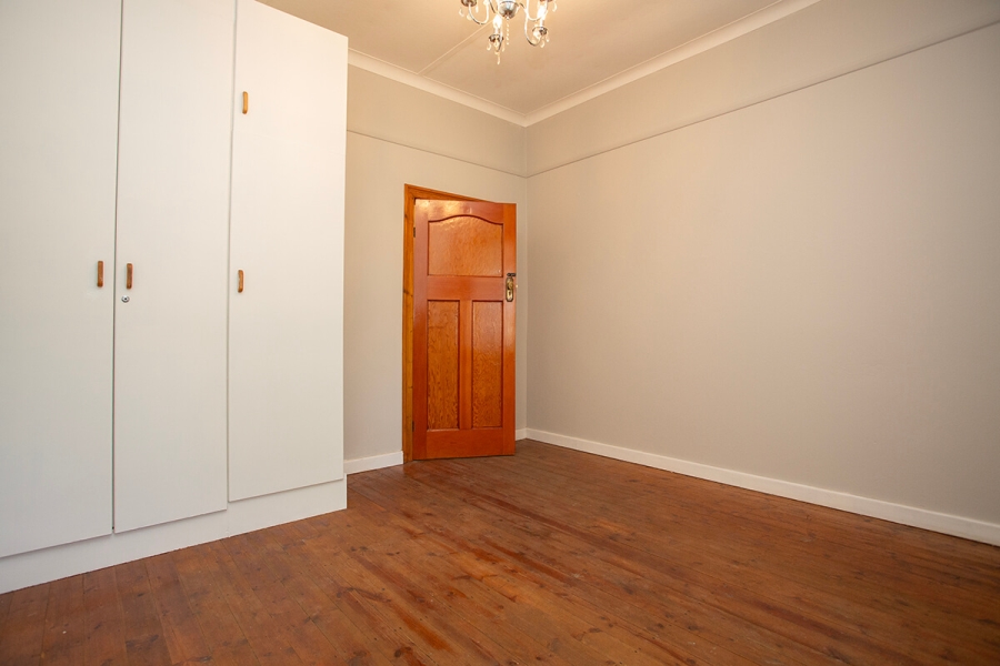 To Let 5 Bedroom Property for Rent in Moorreesburg Western Cape
